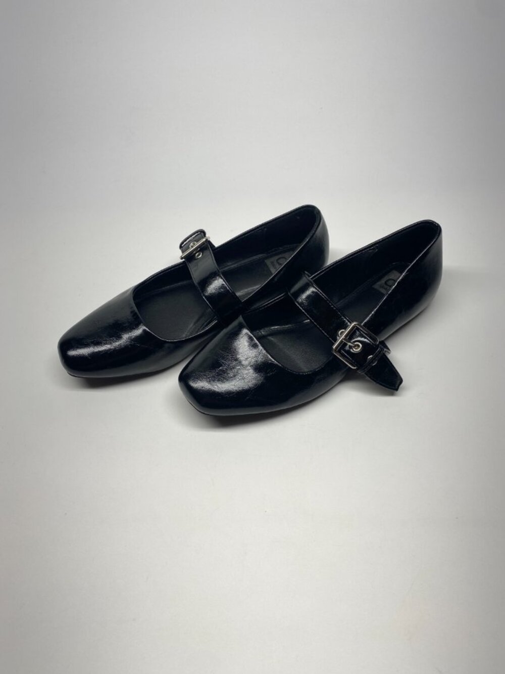 DV Dolce Vita Womens Mellie Black Buckle Strap Mary Jane Flats Sz 8